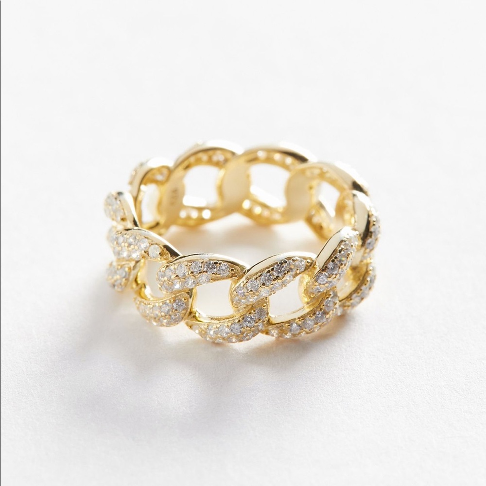 The M Jewelers ring